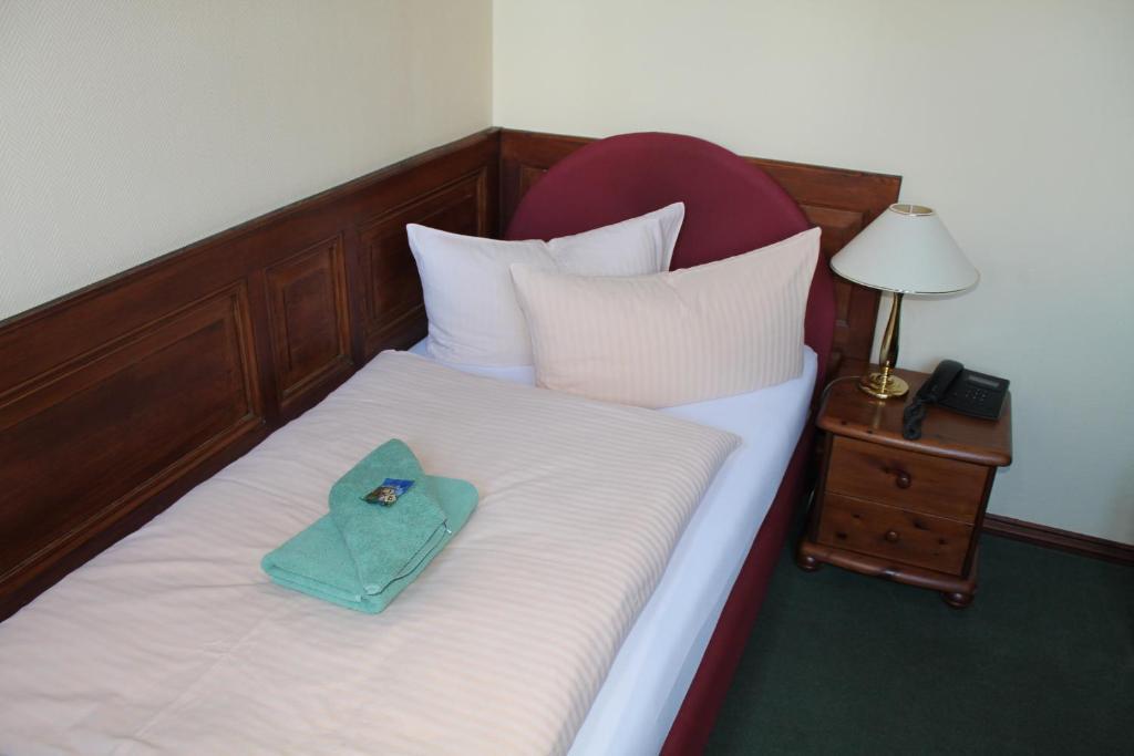 Hotel garni Am Dippeplatz Quedlinburg Ruang foto