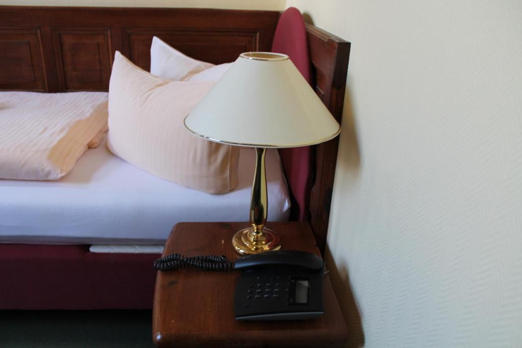 Hotel garni Am Dippeplatz Quedlinburg Bagian luar foto